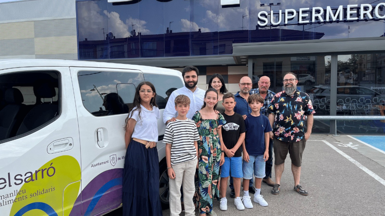 Membres del consistori infantil amb els responsables tècnics i polítics de l'Ajuntament