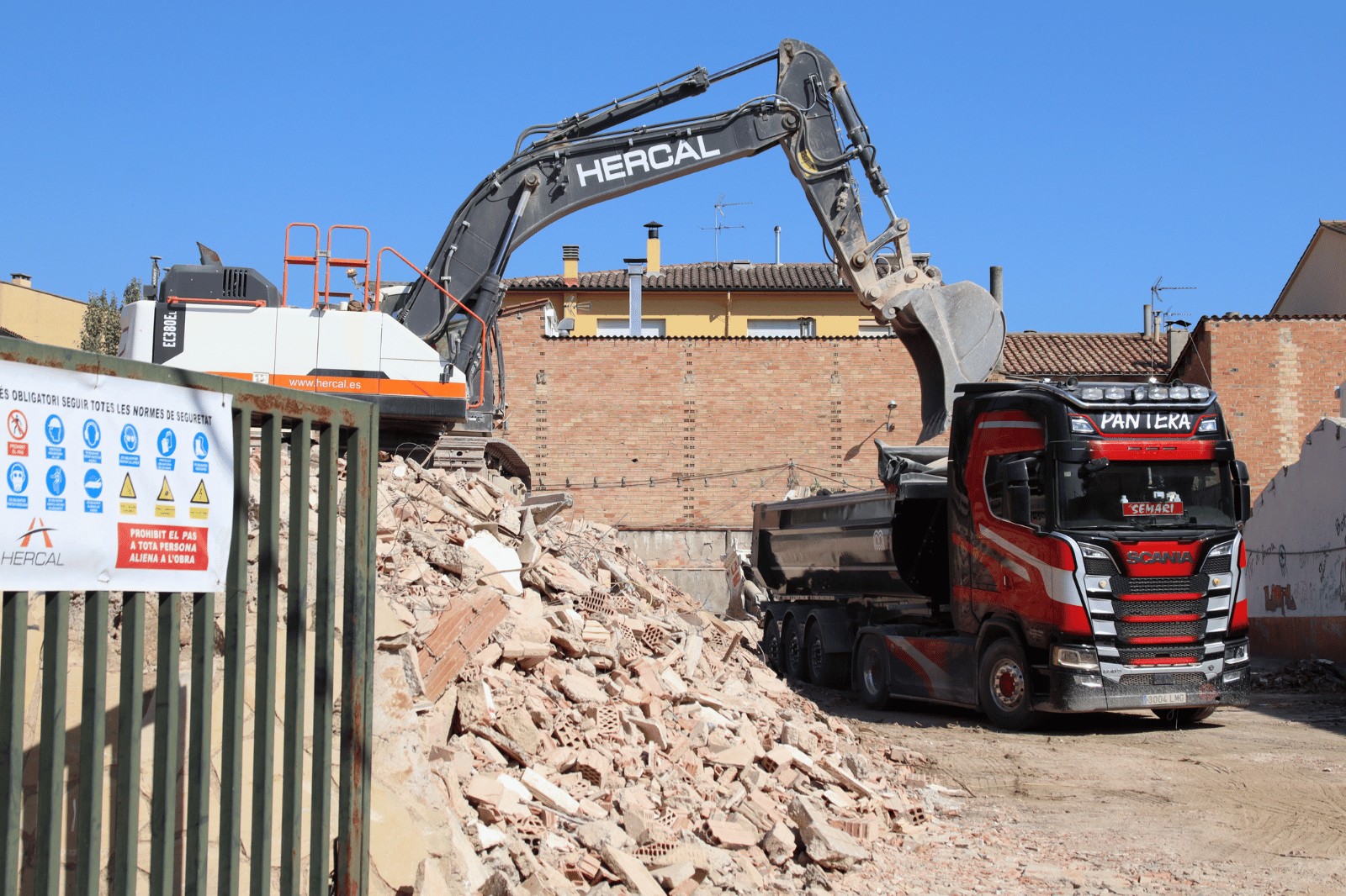 Un instant de la demolició