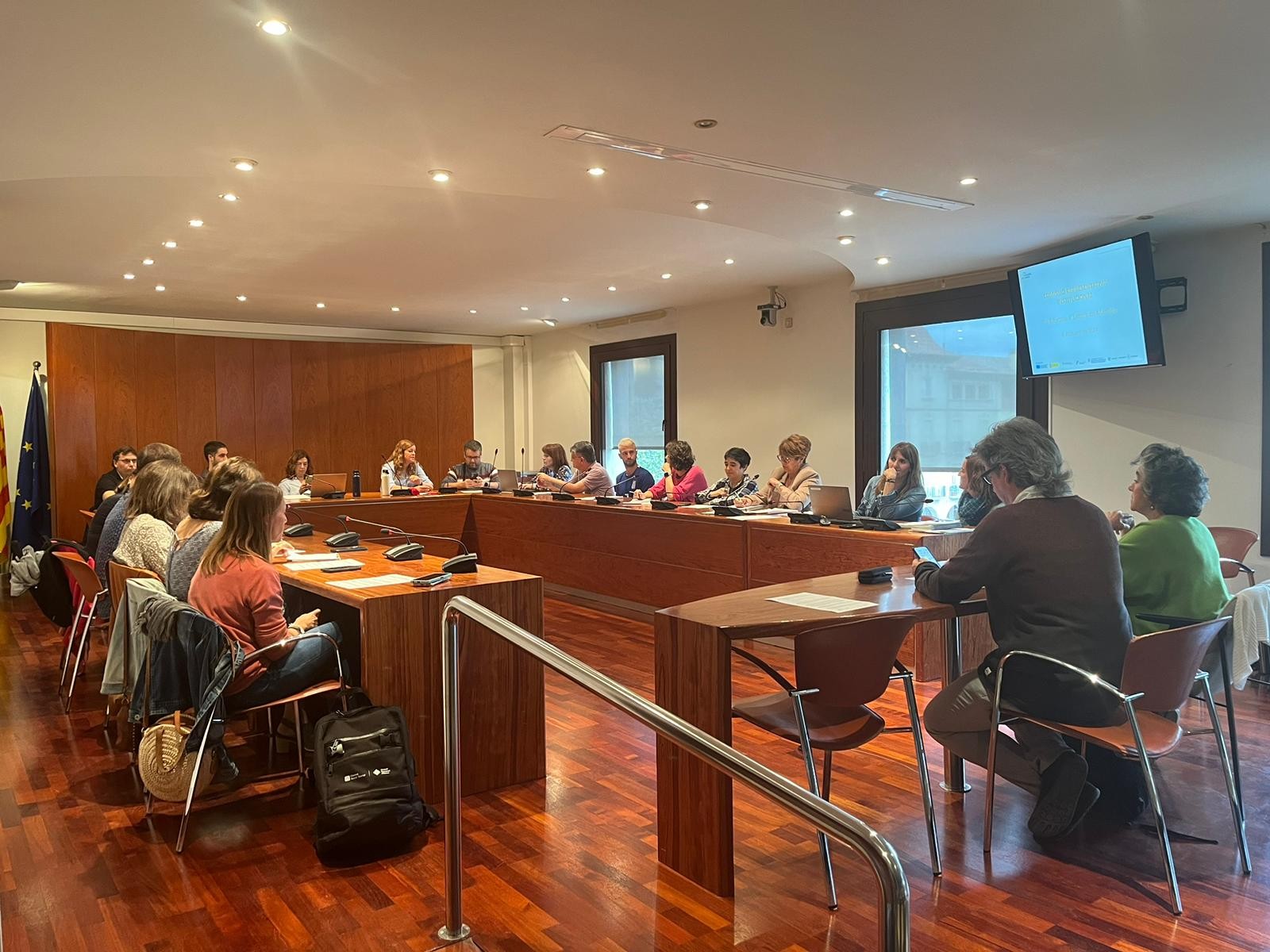 La trobada del PEE es va produir a la sala de sessions de l'Ajuntament