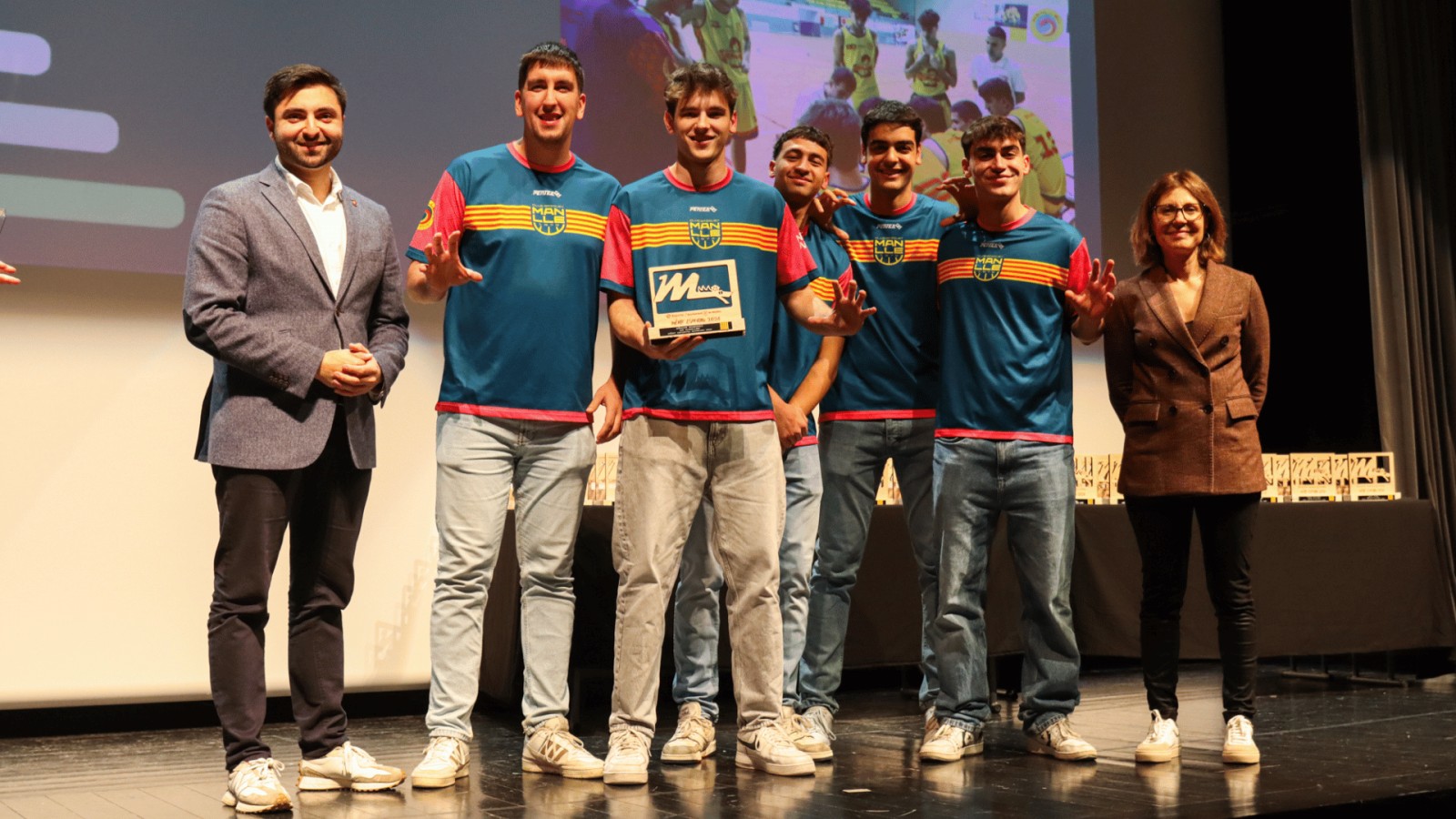 Disponibles les fotos de tots els premiats de la gala