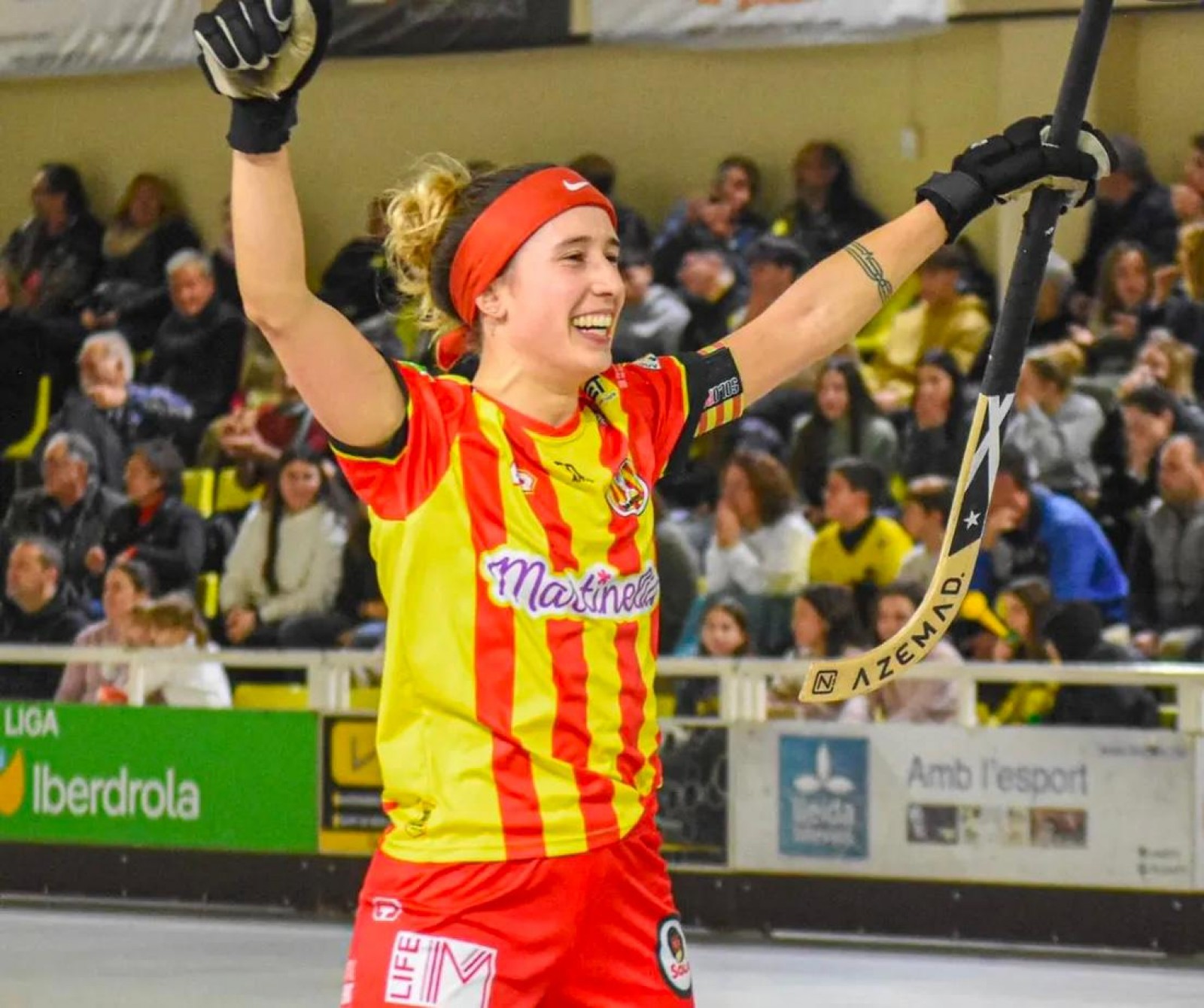 Nara López, celebrant el gol de la victòria del CP Manlleu