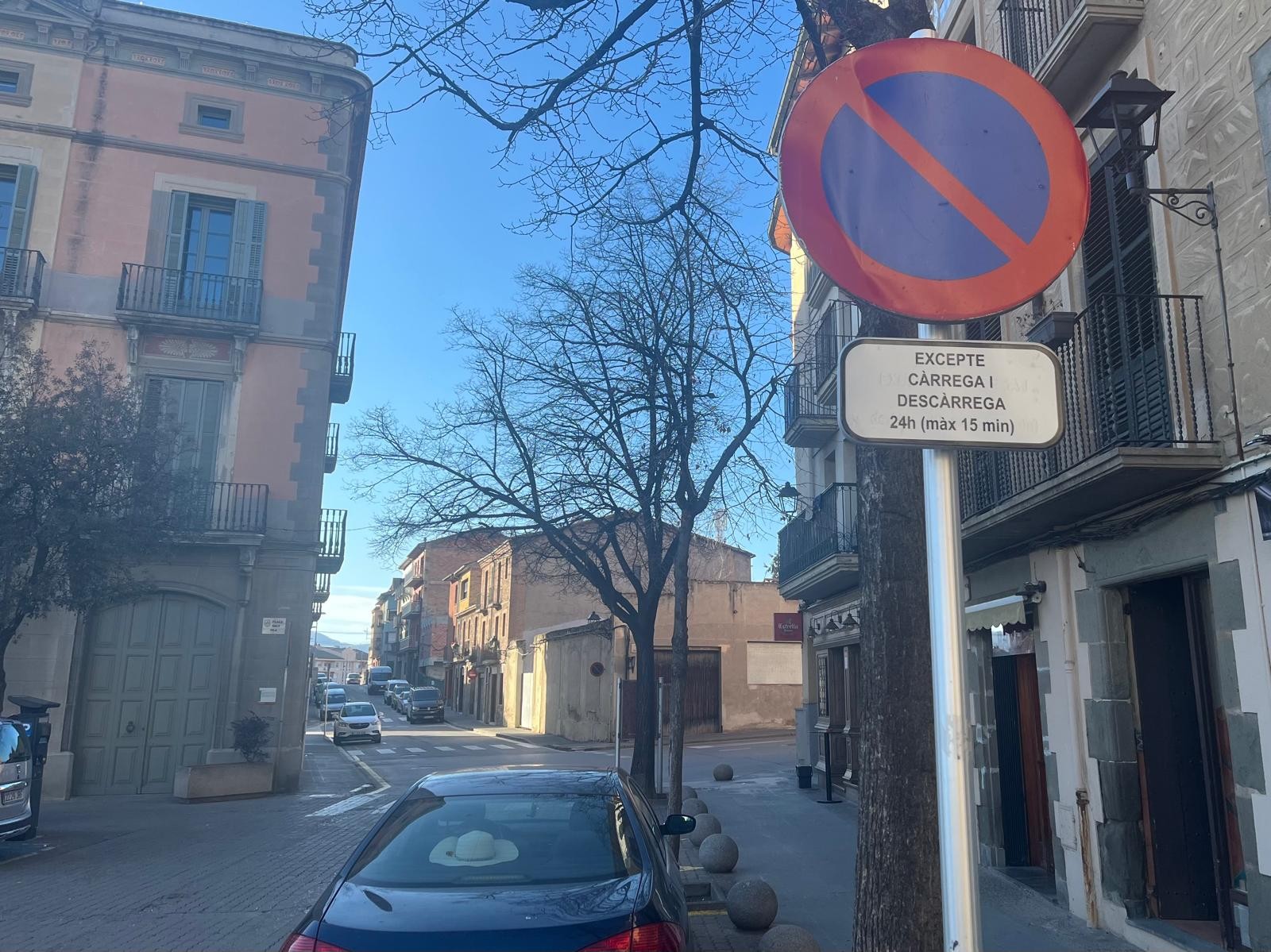 Càrrega i descàrrega a Manlleu