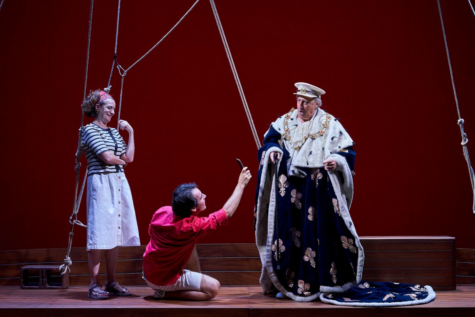 La sàtira sobre la figura del rei arriba a Manlleu