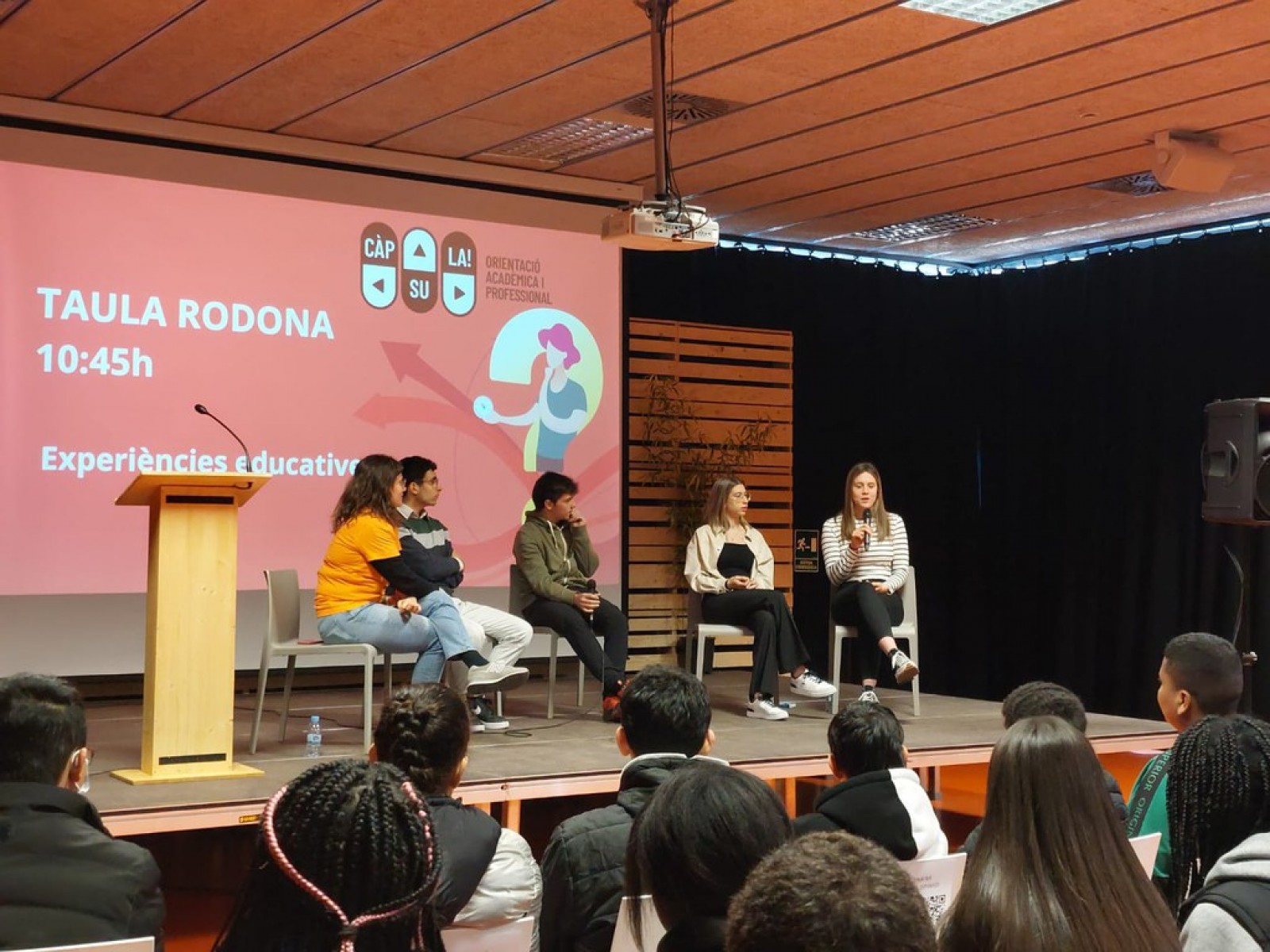 Imatge d'anteriors xerrades per les Jornades Càpsula