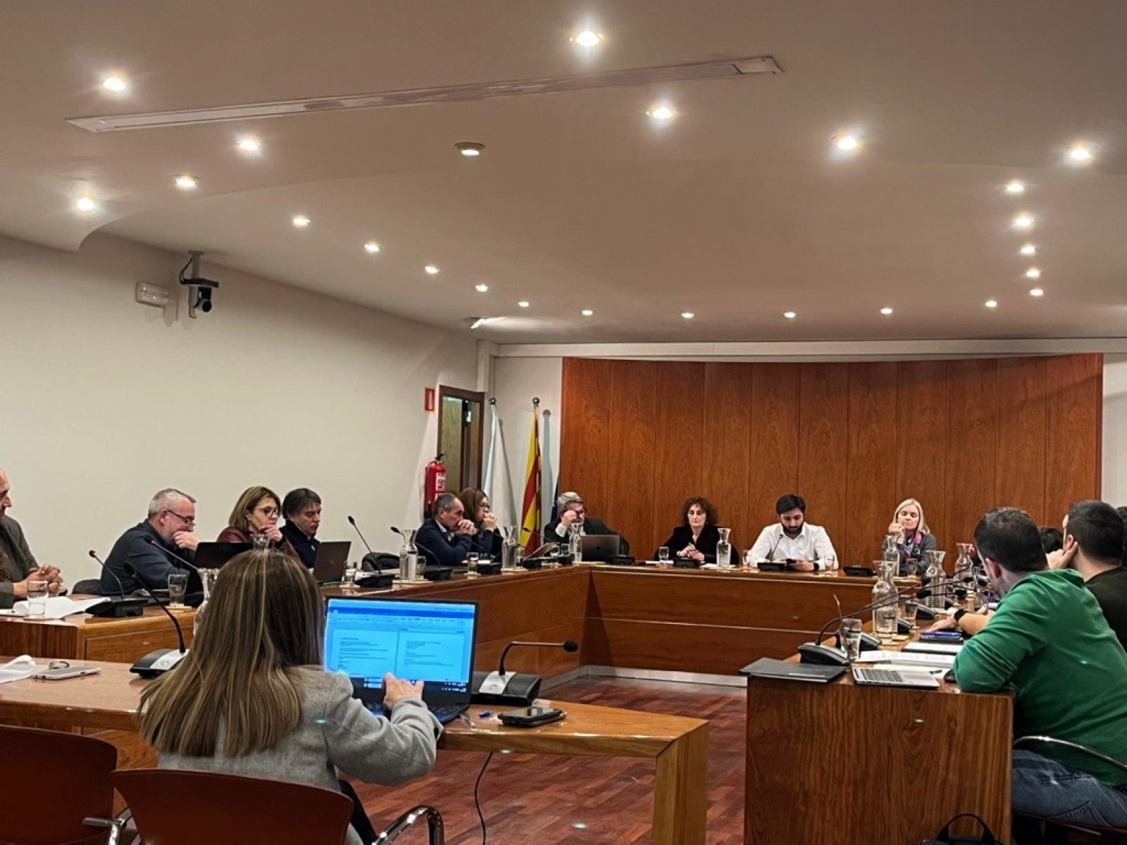 Una sessió del ple de Manlleu