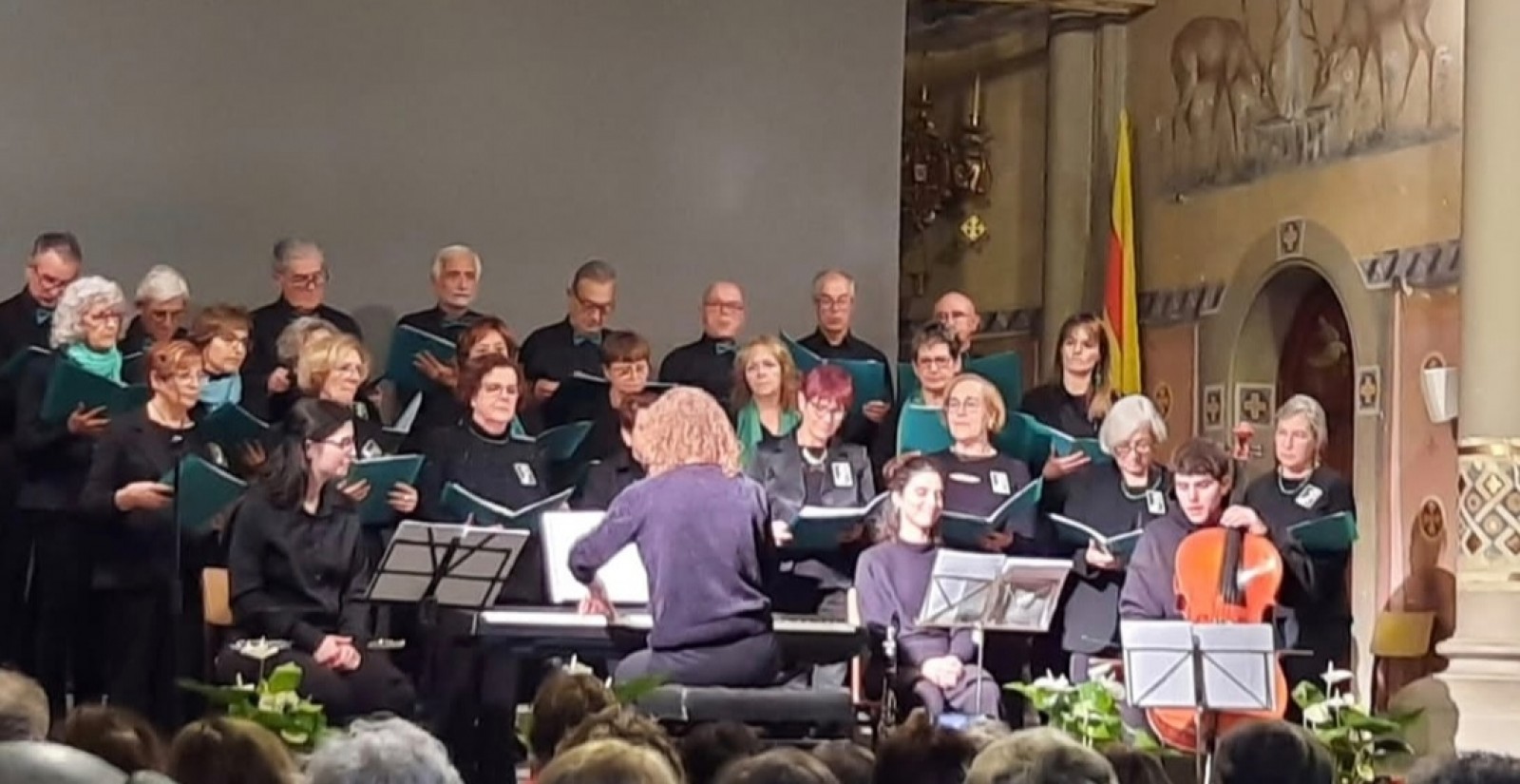 Actuació de la Coral Serpencanta