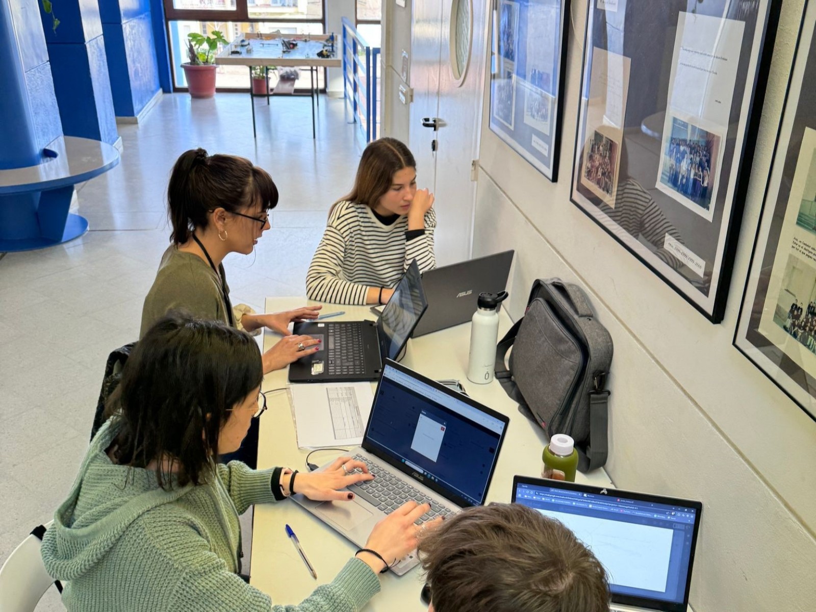 Durant el mes de maig es va fer suport a les preinscripcions de cicles