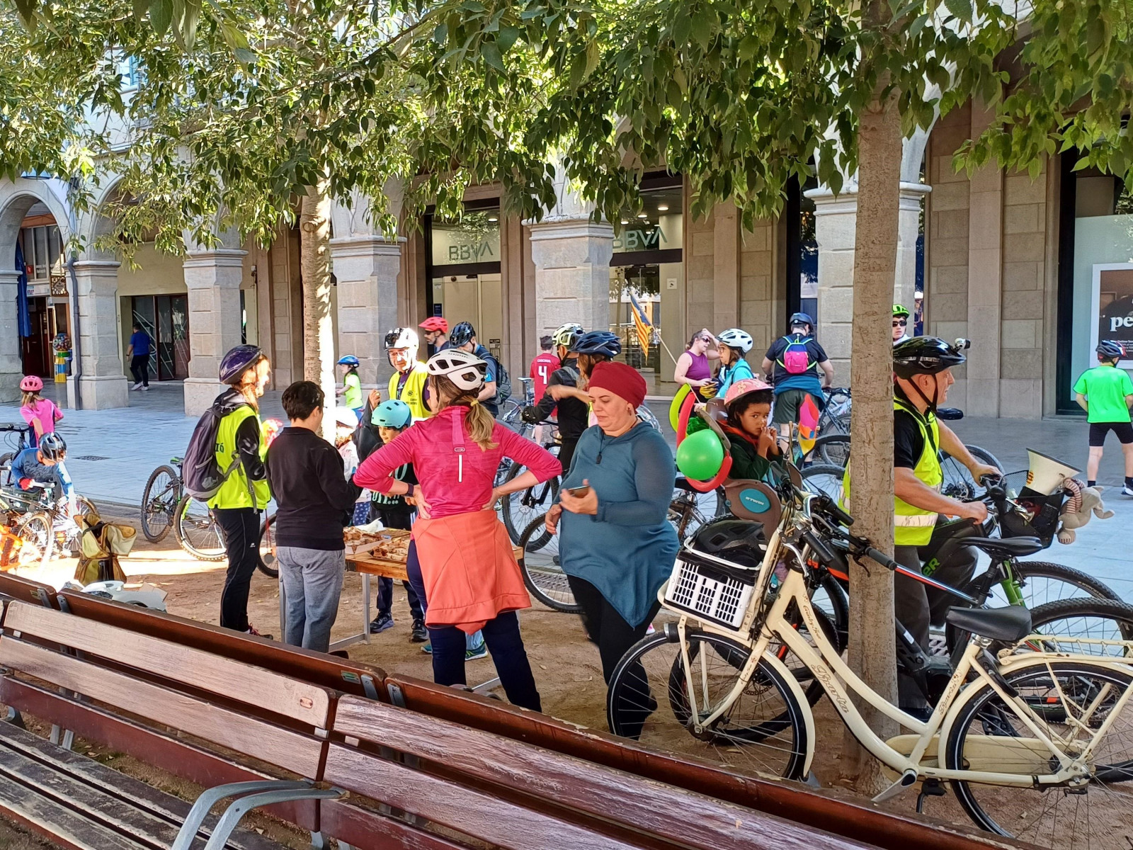 Participants en la pedalada de l'edició del curs passat 