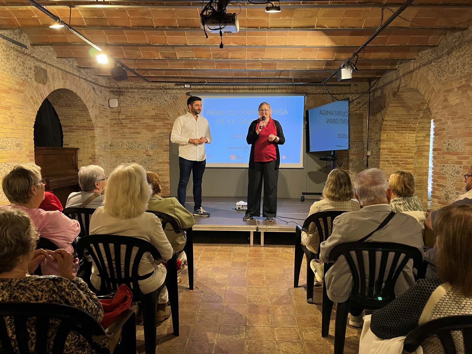 Inici de la jornada participativa a Can Puget