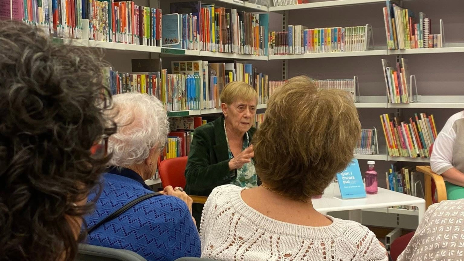 Maria Jesús Comellas en una presentació anterior