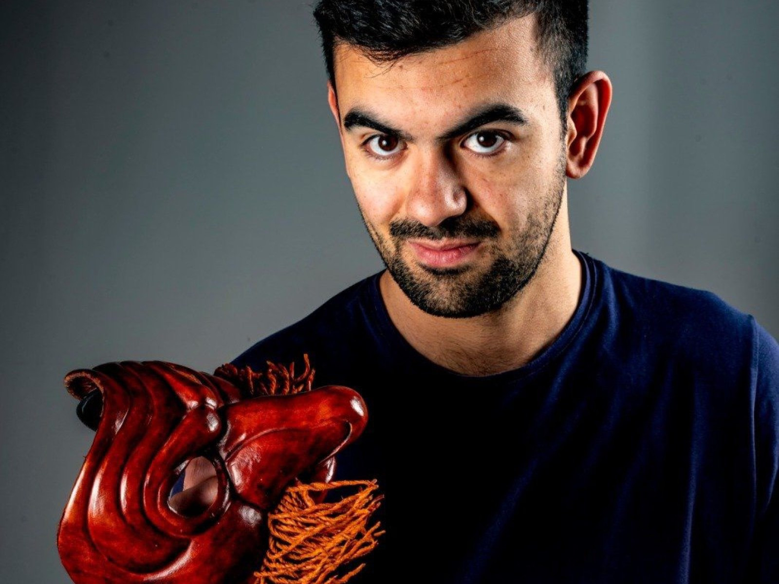 El programa proposa un taller i una obra a càrrec d'Abel Cobos