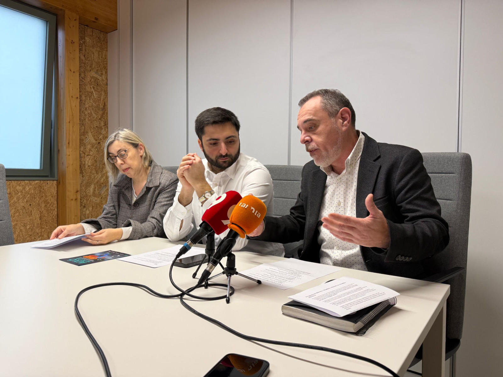 Manlleu ha presentat  la campanya “Això no pot ser”