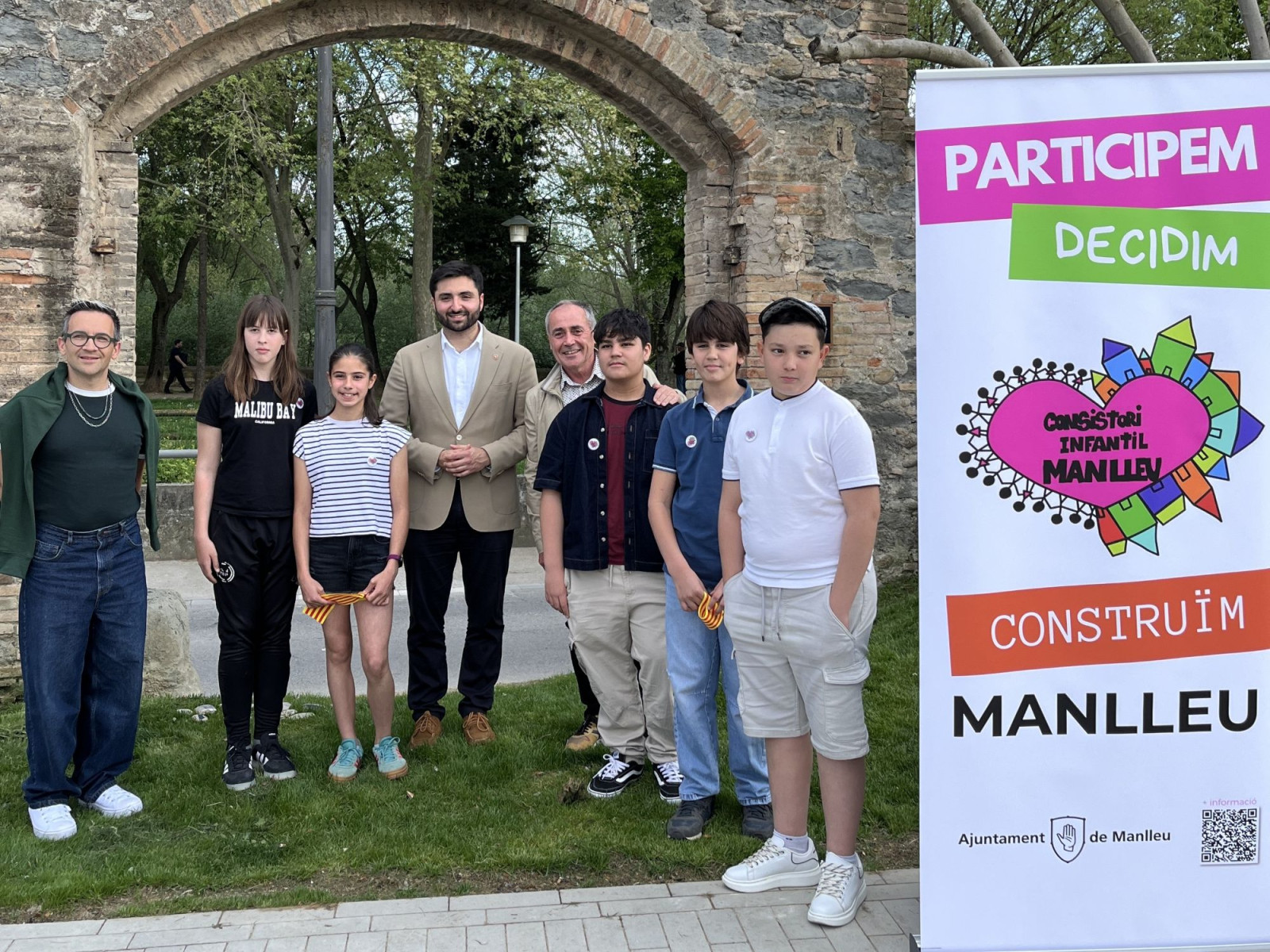 Una placa instal·lada en aquest punt explica el treball dels infants