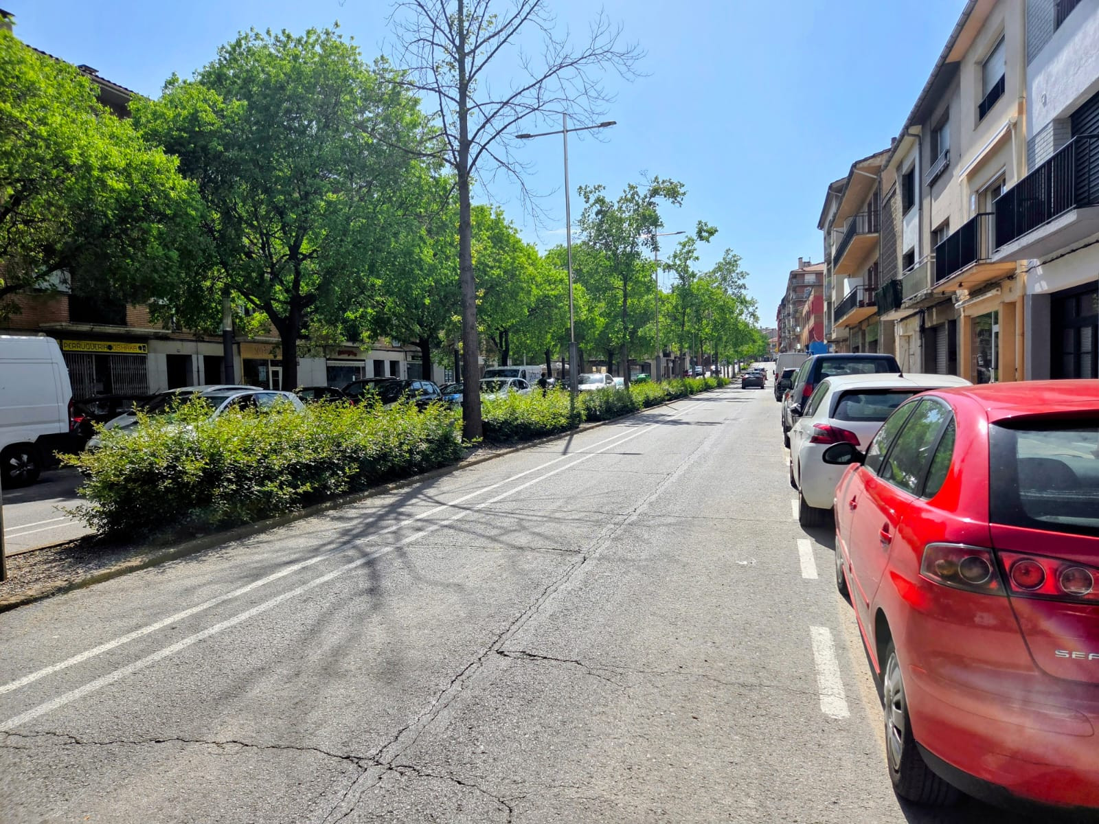 Es recomana protegir els vehicles i evitar desplaçaments per la previsió de pluja i calamarsa