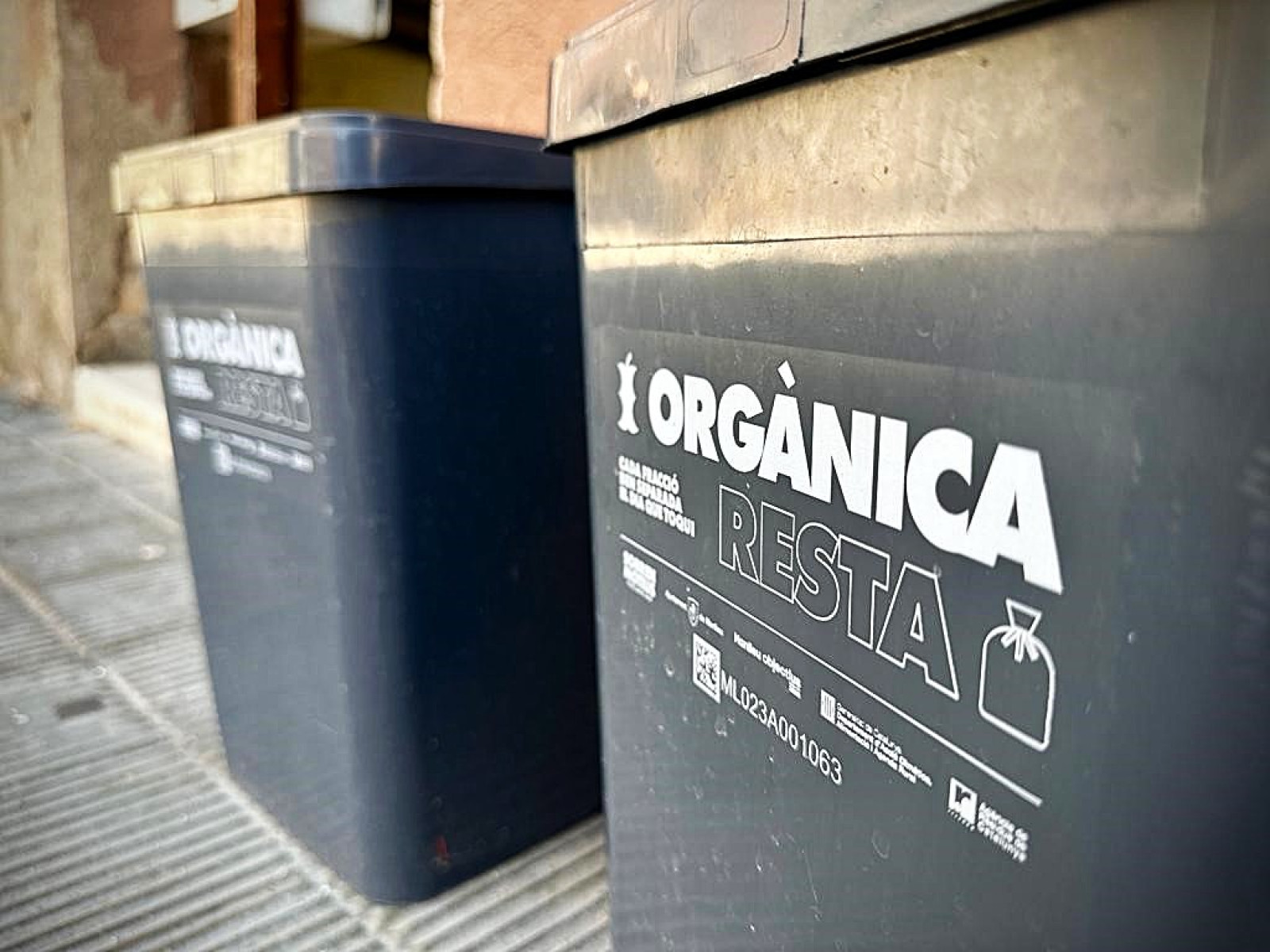 Els ciutadans hauran de deixar el cubell abans de les dues de la tarda